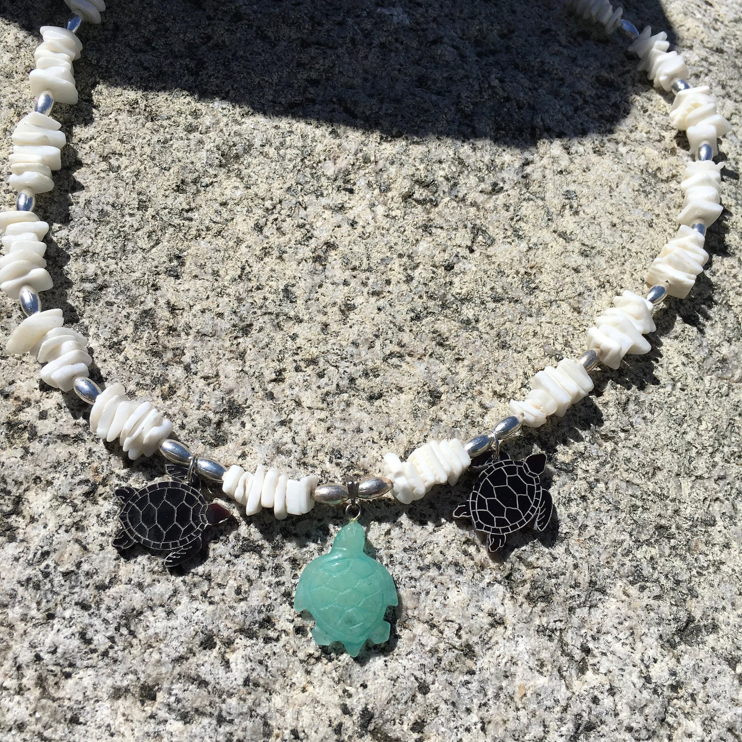 necklace "Crush" Sea Turtle charms, Shell necklace, Surfer wear, Ocean jewelry, Gender Neutral, Reiki charged, Gift idea, Mens necklace