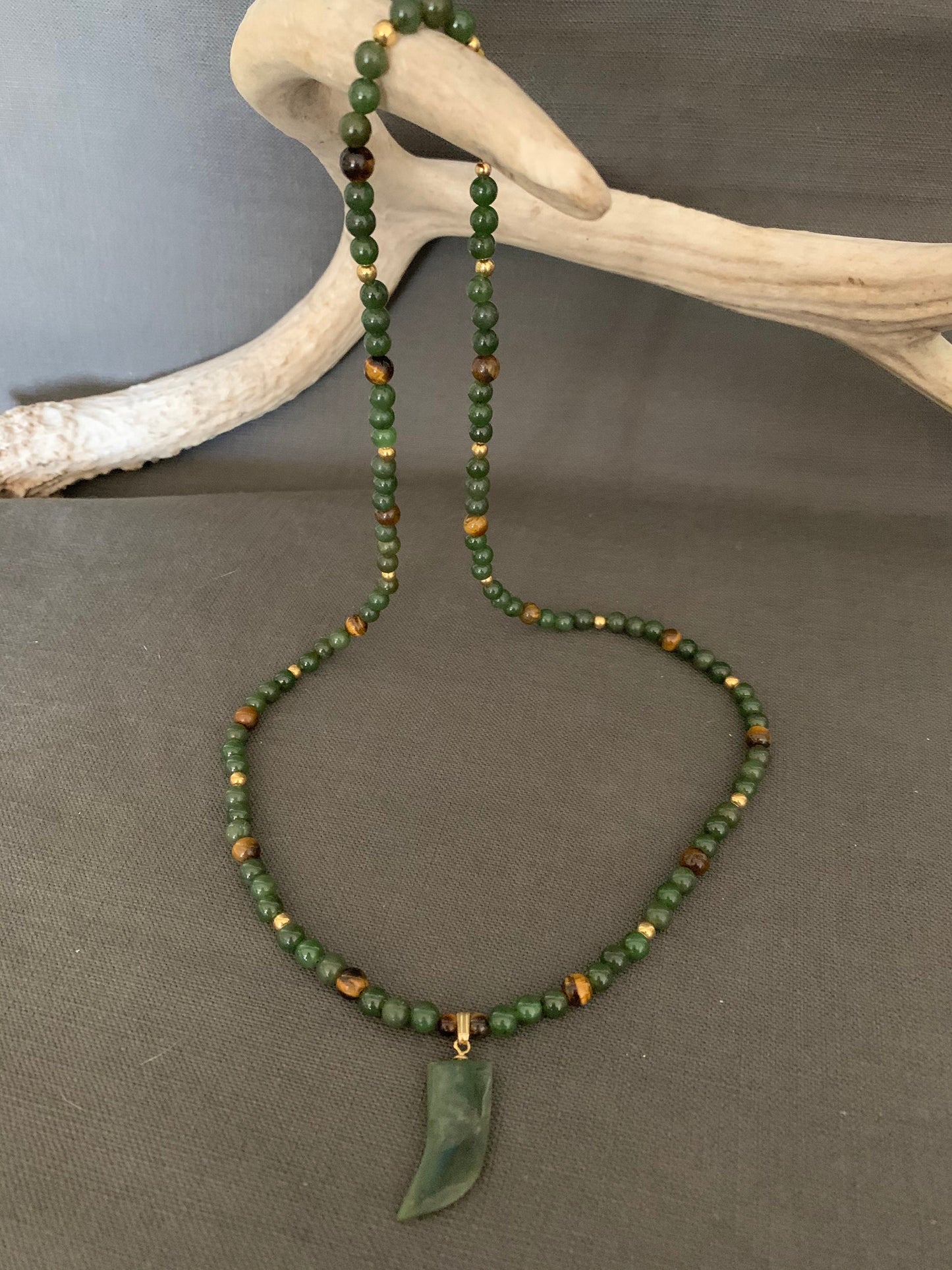 Necklace "Jade Tiger" Vintage Jade Claw/tooth, Tigers Eye, Jade jewelry, Gender Neutral, Vintage beads, Gift Idea, Tiger energy