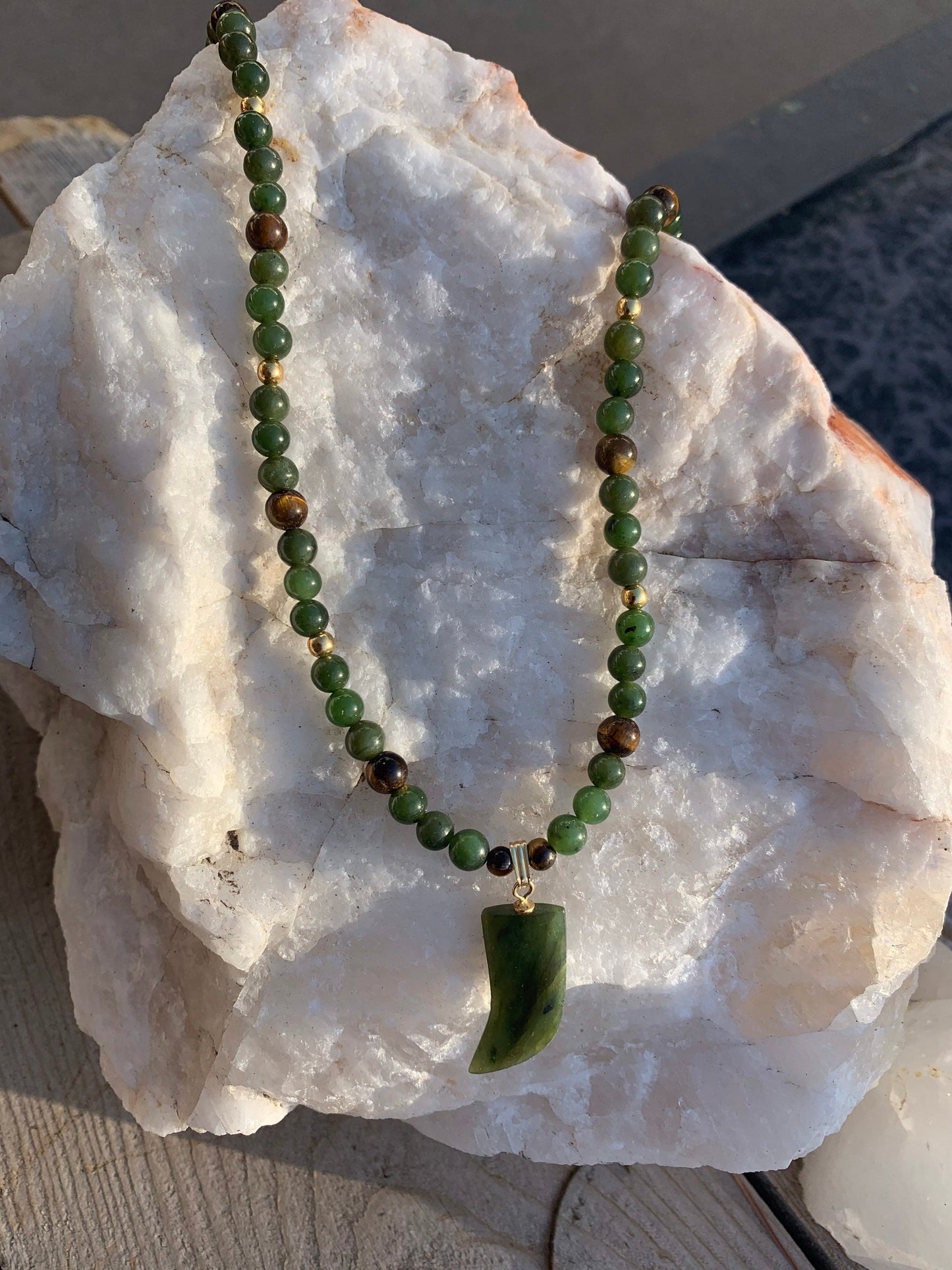 Necklace "Jade Tiger" Vintage Jade Claw/tooth, Tigers Eye, Jade jewelry, Gender Neutral, Vintage beads, Gift Idea, Tiger energy