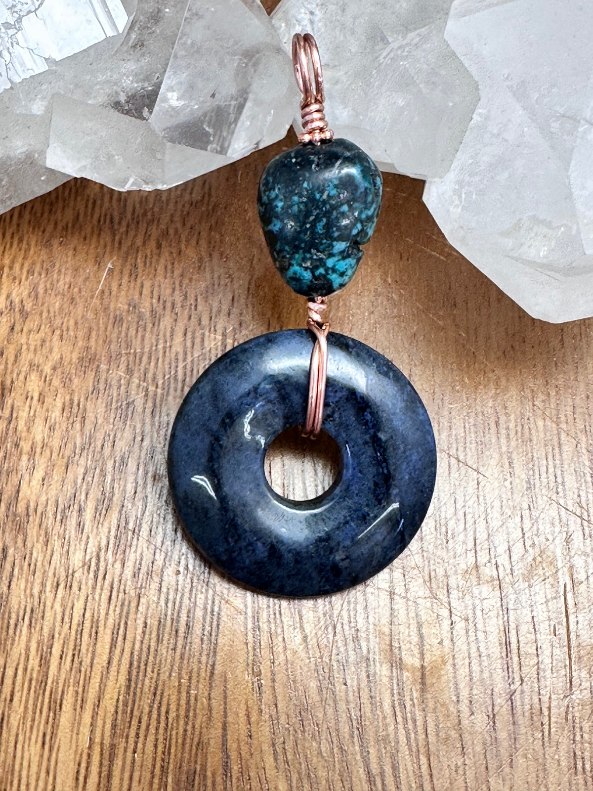 Storm pendant