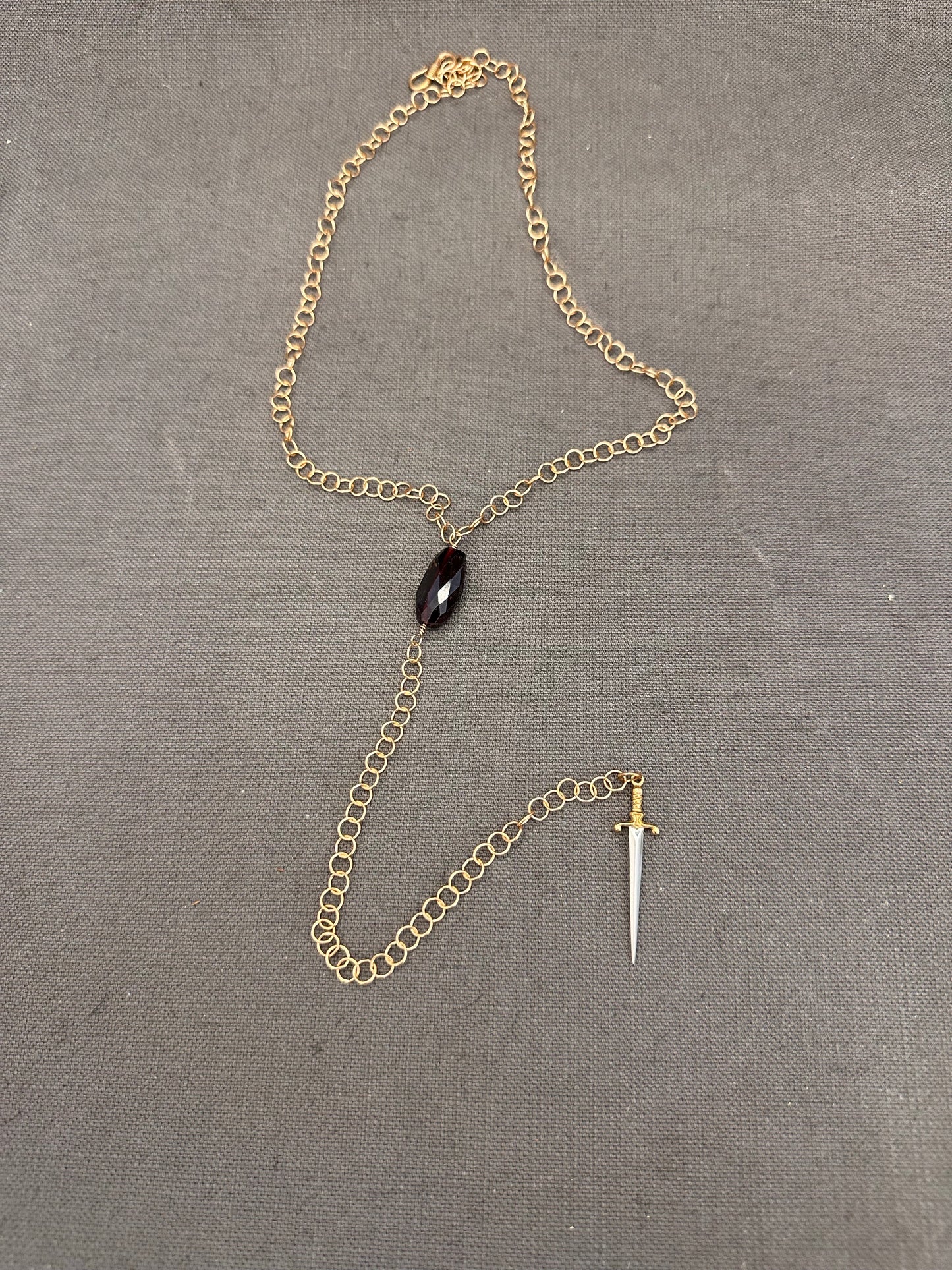 Stiletto Lariat