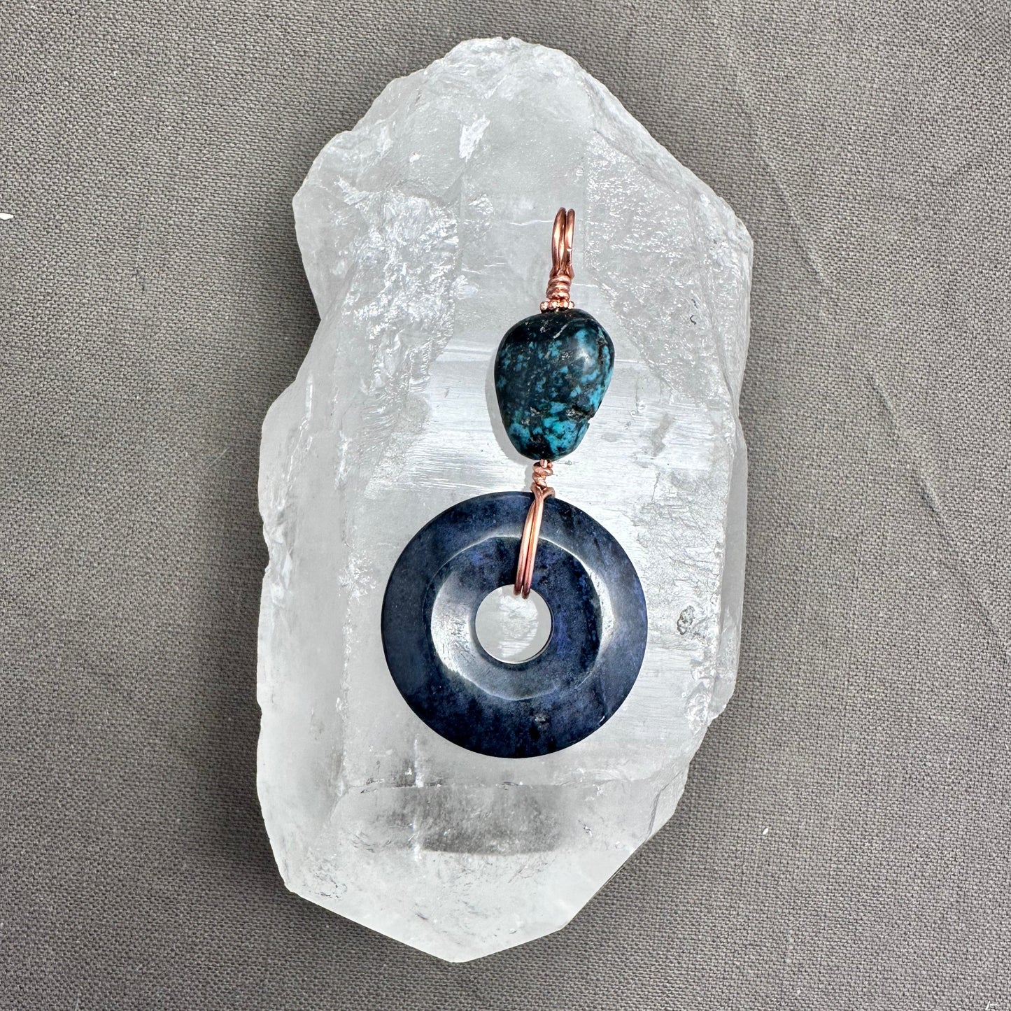 Storm pendant