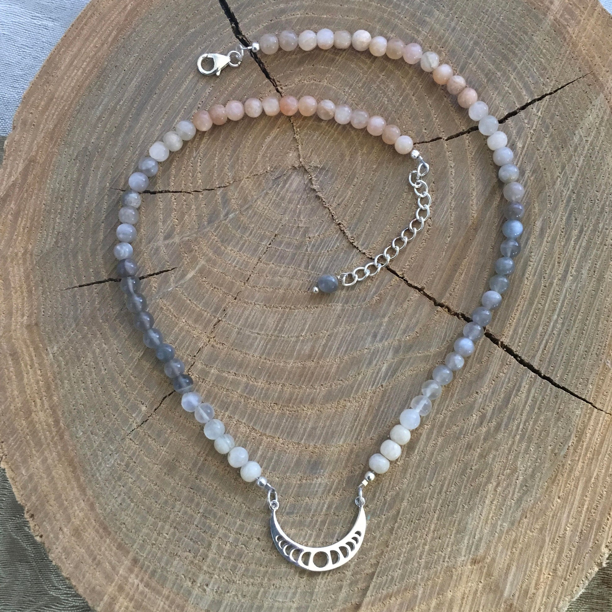 Necklace "Lunar Cycles" Moonstone necklace, Moon phase pendant, Moon Goddess, Reiki charged, Gift idea, Bohemian jewelry, Moon Children