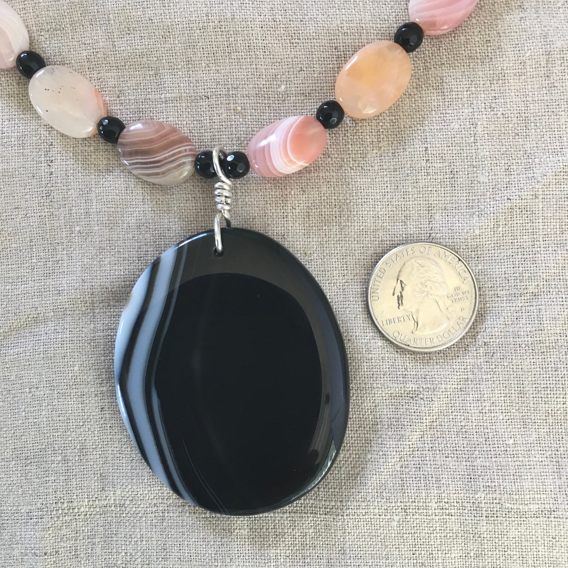 necklace "Banded" Banded Onyx pendant, Sardonyx, Statement piece, Gift idea, Reiki charged, Onyx beads, Grounding, Gender Neutral jewelry