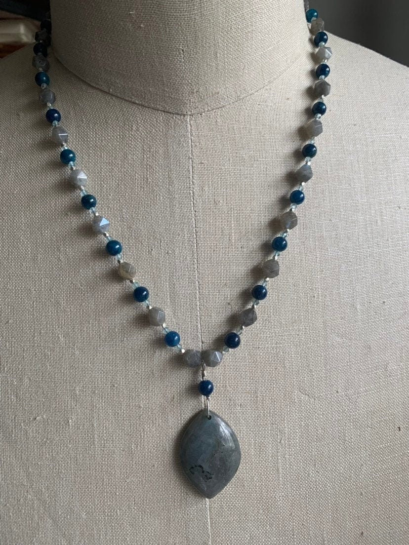 necklace "Spring Rains" Labradorite & Apatite pendant, Labradorite, Apatite, Hill Tribe Silver, Reiki charged, Gift Idea, Gender Neutral