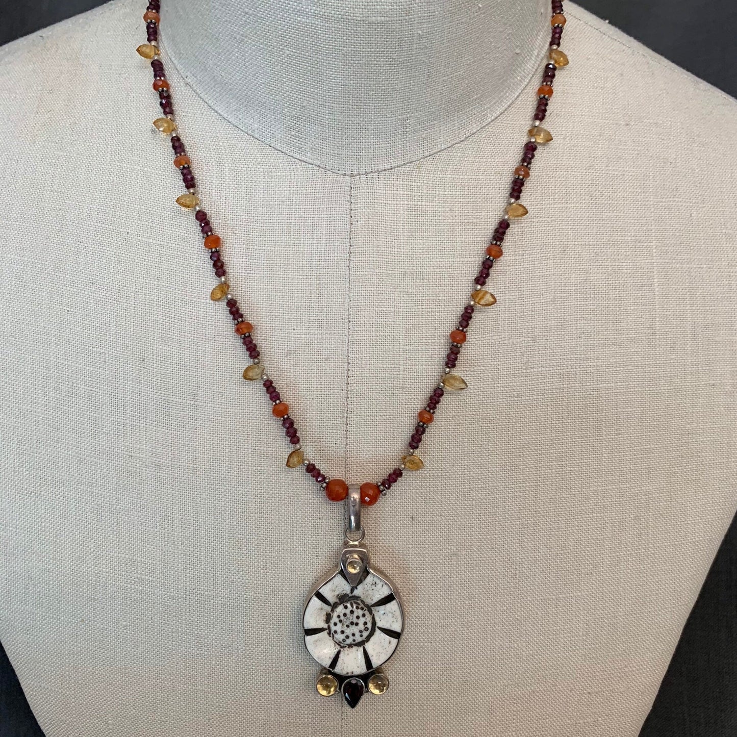 necklace "Sunflower" Carved Flower pendant, Garnet, Citrine, Carnelian, Flower Power, Sunflower jewelry, Reiki charged, Chakra jewelry