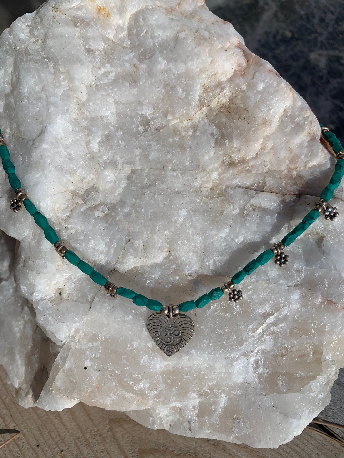 necklace "Balanced Heart" Fine Silver Ohm Heart, Hill Tribe Silver Heart, Malachite necklace, Heart chakra, Gift Idea, Self Love, Reiki